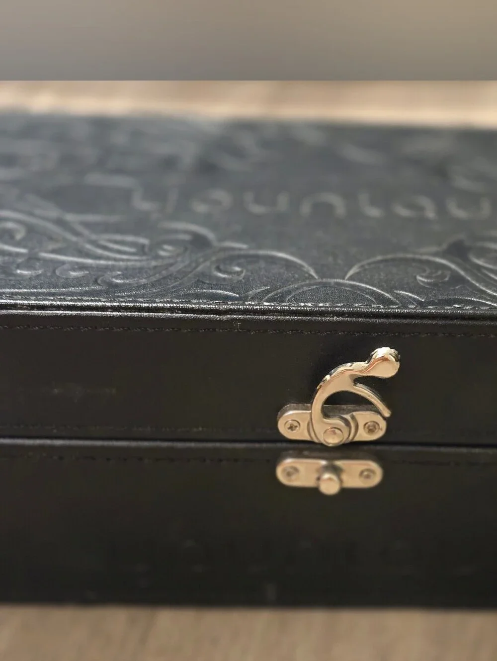 Younique Black Embossed Women's Makeup, Seller Startup Kit..